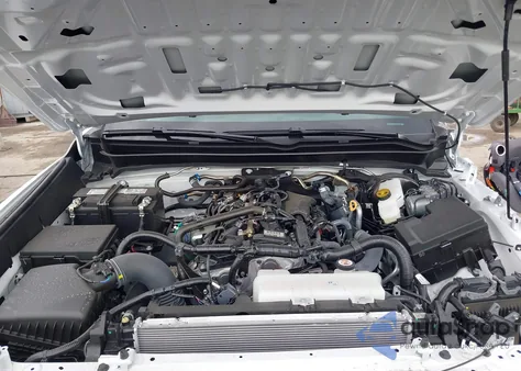 2025 Toyota Tacoma Sr 2Wd z USA, uszkodzony, nr VIN 3TYKD5HN0ST024054